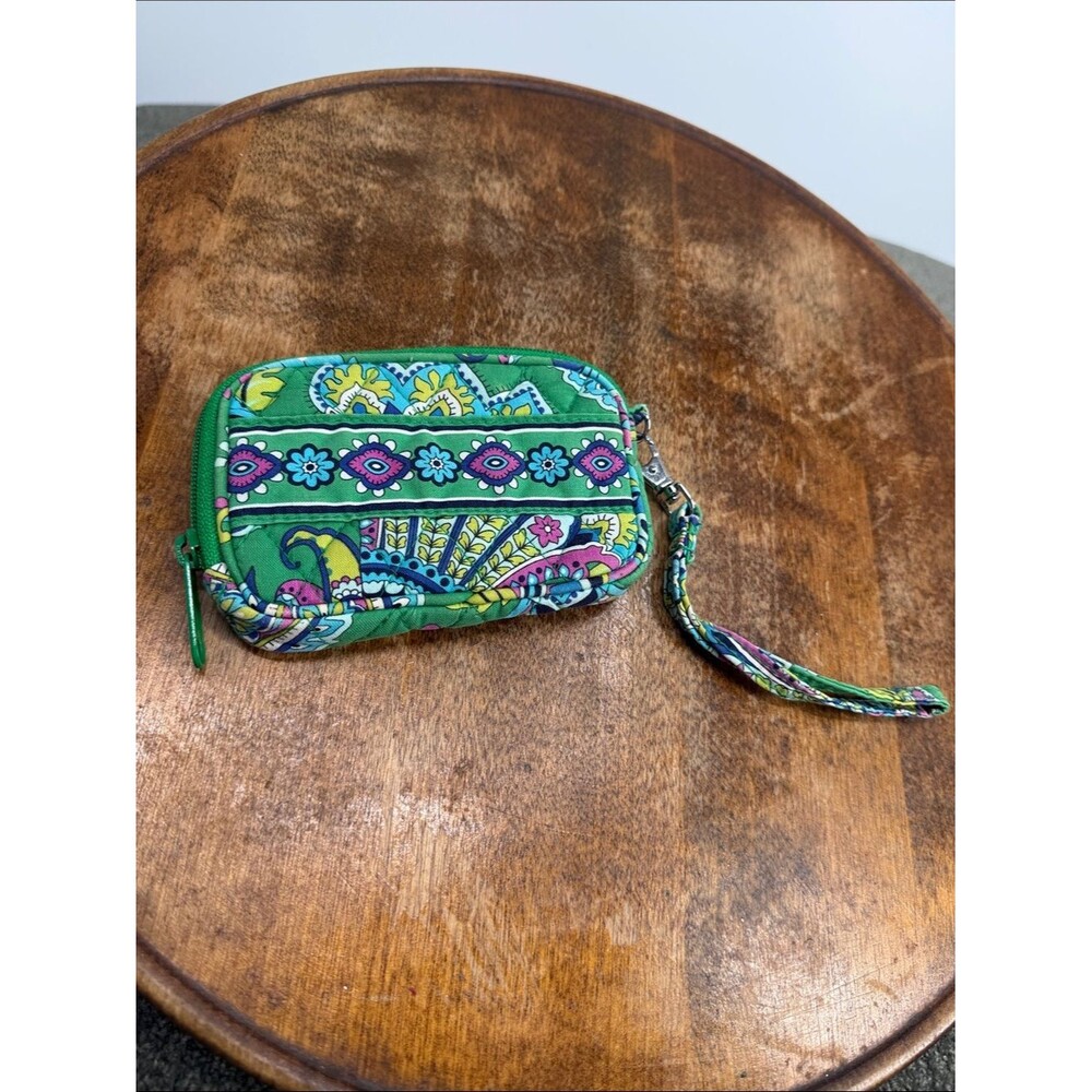 Vera Bradley Wristlet Emerald Paisley Green Quilted Floral Coin Pouch Wallet